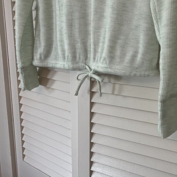 NWT Pink Rose lightweight sweater mint green medium juniors - Picture 2 of 10